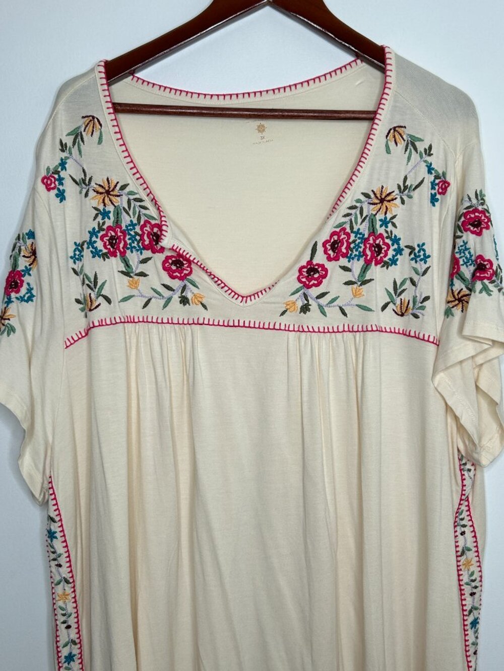 Ruff Hewn Women's Top 3X Cream with Colorful Floral Embroidery Knit Boho Plus Sz